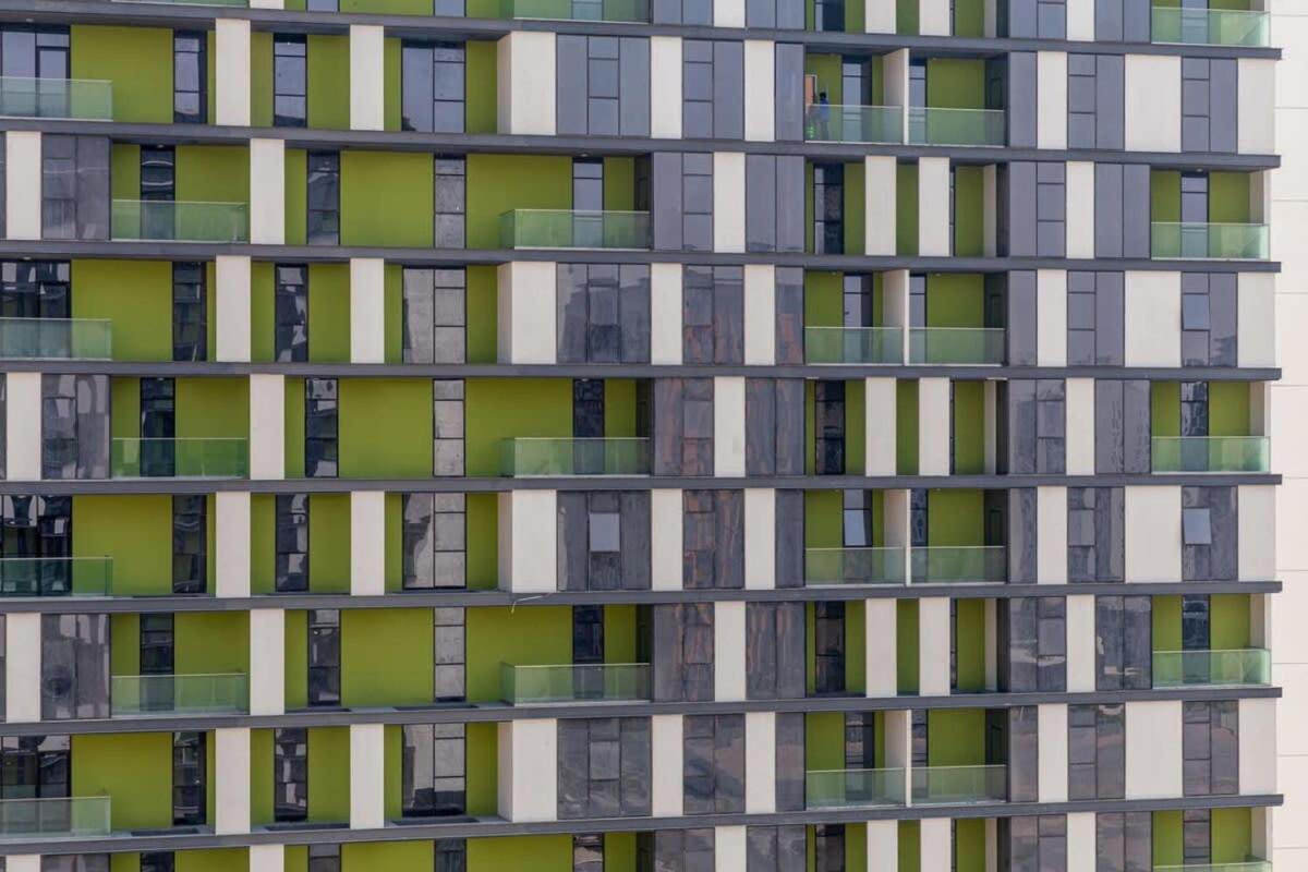 Frank Porter - The Pulse Residences Dubái Exterior foto